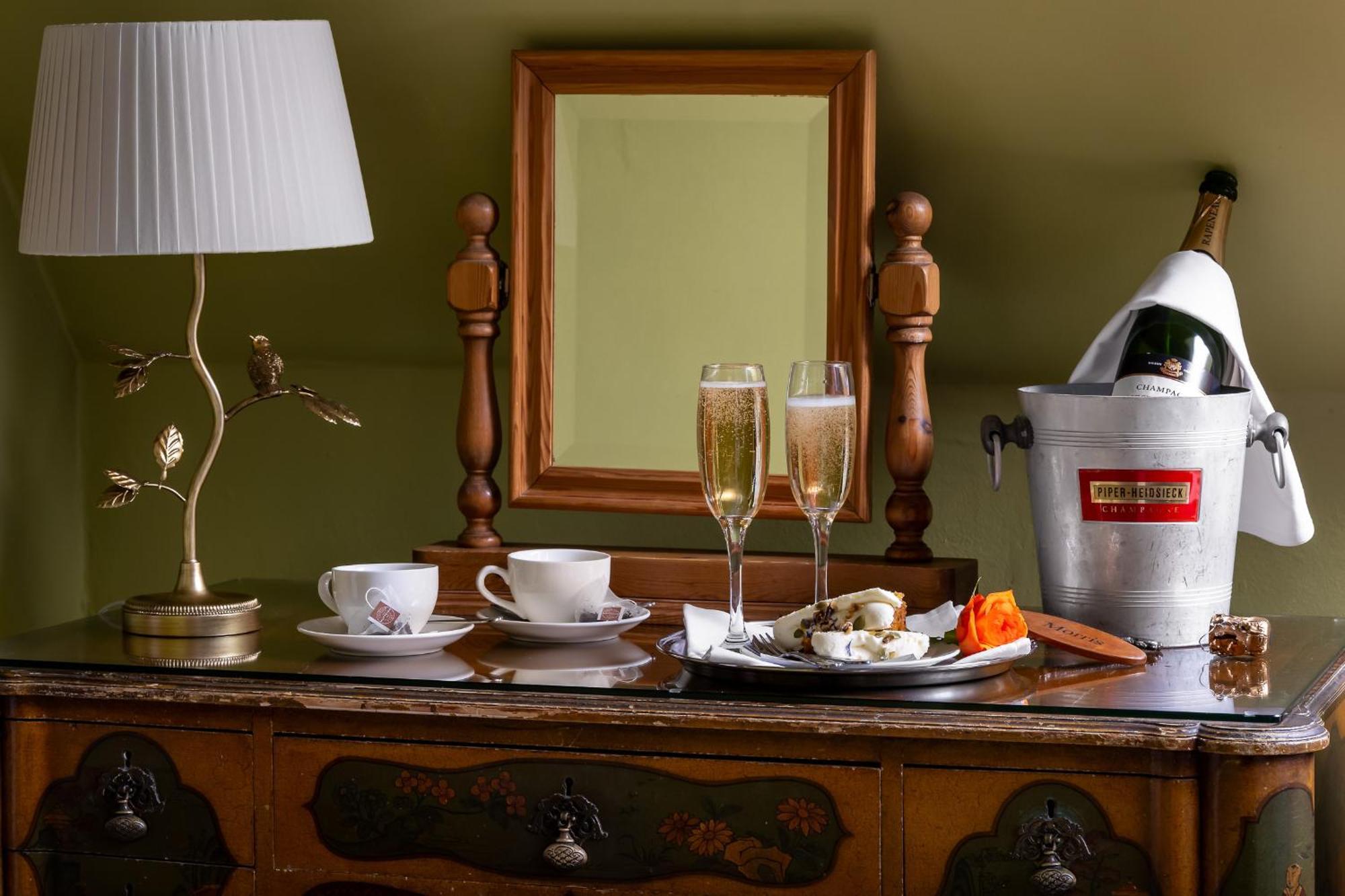 Hotel Abbots Grange Manor House (Adults Only) Broadway  Habitación foto